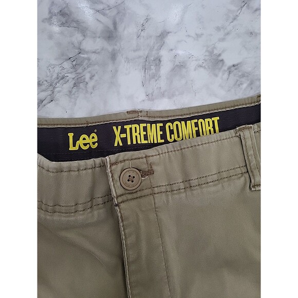 2 Lee Extreme  Mens Pants 42x30 Comfort Relaxed Fit Flat Front Chinos Chore Work - Picture 6 of 7